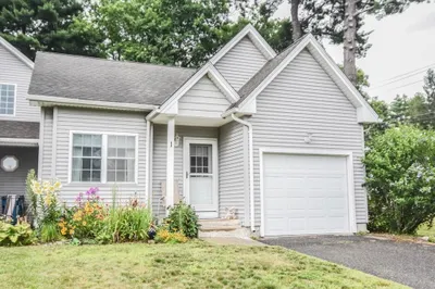 1 Ains Manor Rd #1 1