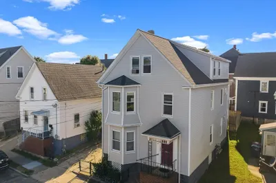 27 Juniper St 1