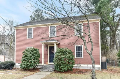10 Shawmut Ter
