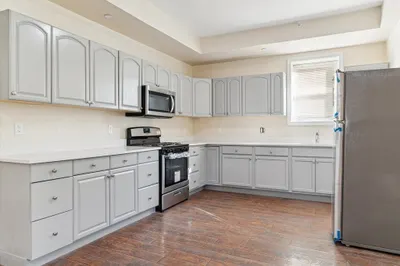21 Salem St #21A