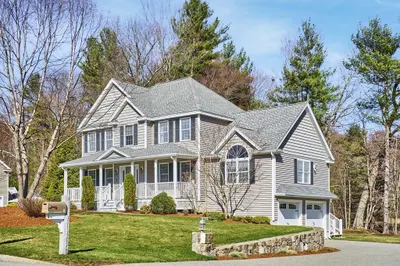 5 Mountain Laurel Rd 1