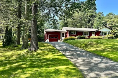 35 Brainard Rd 1