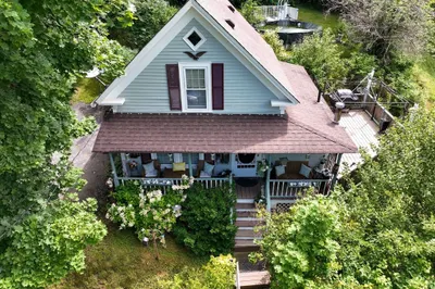 47 Temple St