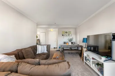 15 N Beacon St #104