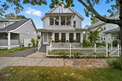 122-124 Mooreland St 1