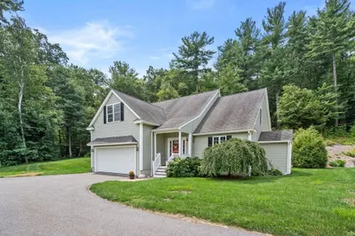 8 Reed Ln #8 1
