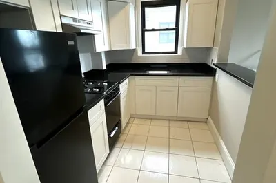 333 Broadway #23 1