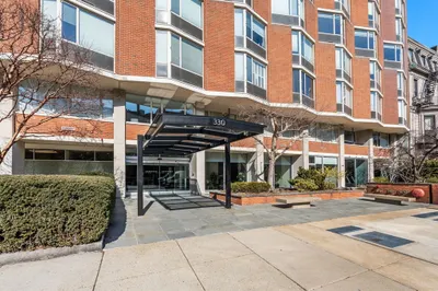 330 Beacon St #153 1
