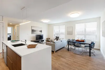 40 Fisher Ave #201