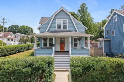 39 Holmes St 1