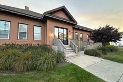 397 Bay Street #1 1