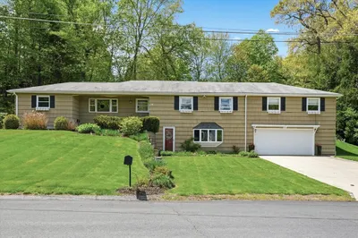 9 Brady Rd Ext 1