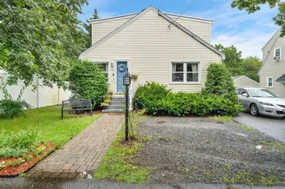 90 Poplar St