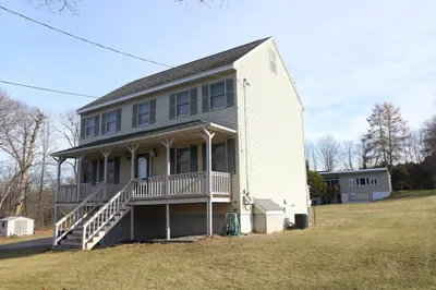 2 Lexington Road 1