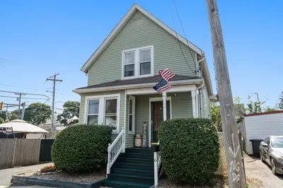6 Houston St 1