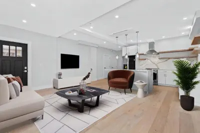 18 Edward St #1