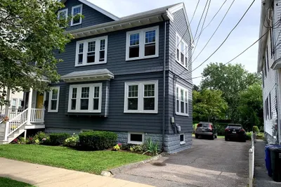 114-116 Varnum St #116