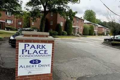5 Albert Drive #9 1