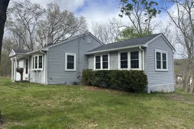6 Pleasant St