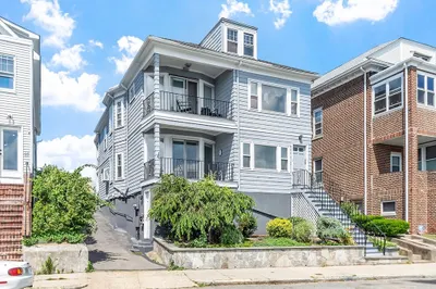 170 Bayswater St 1