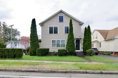 16 Russell Rd