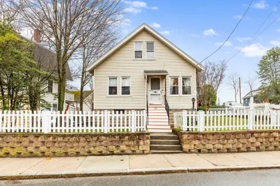 301 Forest Street 1