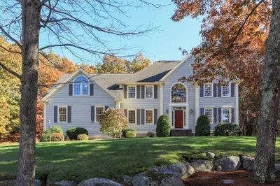 78 Duck Pond Dr 1