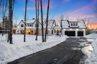 5 Blueberry Hill Rd