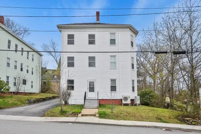 27 Oak St #3