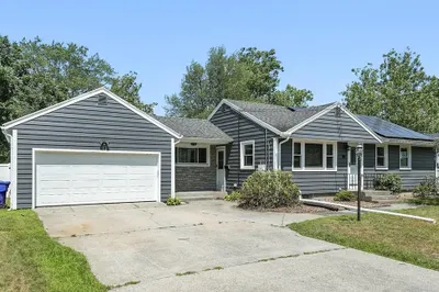 98 Mildred Ave