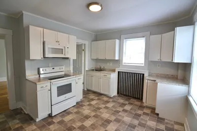 208 Irving Street #1L