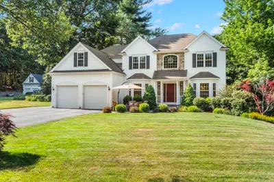 33 Orion Way