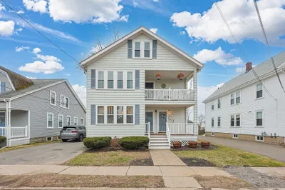 16 Palmer Ave #1