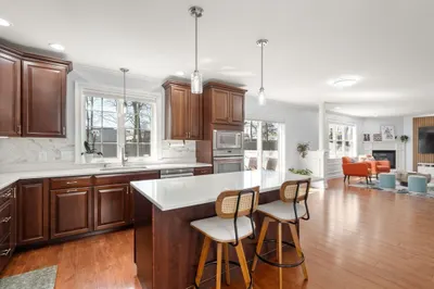41 Sunset Ave 1