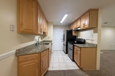 10 Squire Ct #1