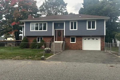 55 Summer Ave 1