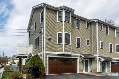 43 Hammond Street #1 1