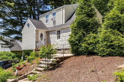 30 Tinson Rd 1