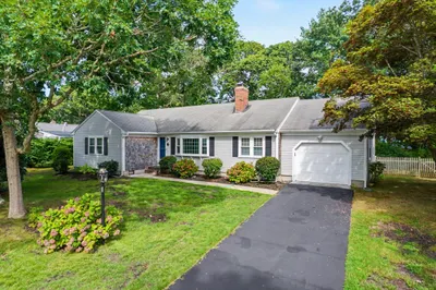 8 Gold Finch Ln 1