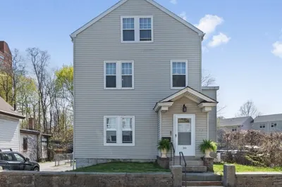 30 Marcella St