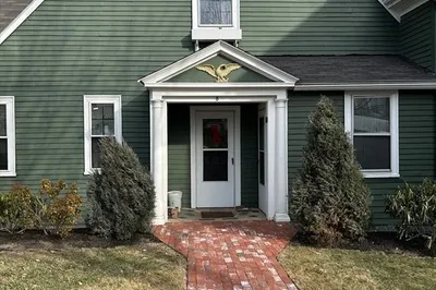 8 Franklin St #10 1