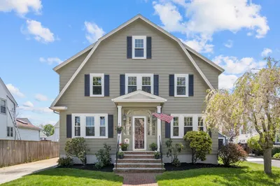 15 Martinack Ave