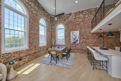 34 Salem St #201 1