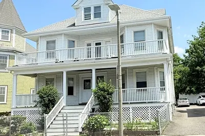 6 Silloway St #1