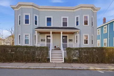 18 Phelps St #1