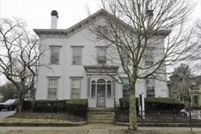 350 Union St #2 1