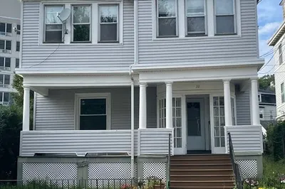 22 Gardner St 1