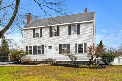 17 Ellington Road