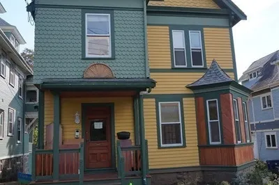 21 Conway Street #1