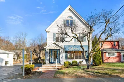 231 Bedford St 1